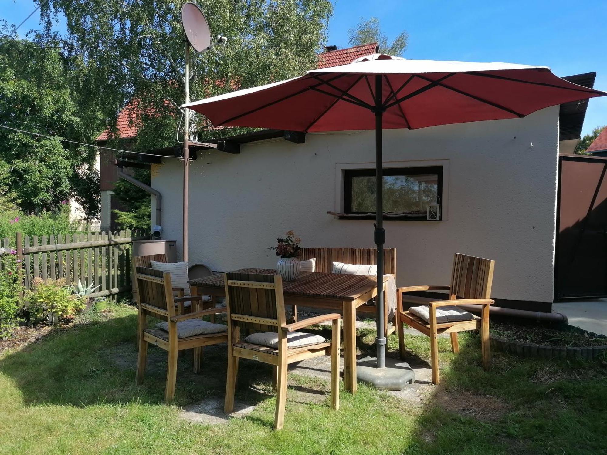 Apartment Haus Sandstein Glueck Biedermann