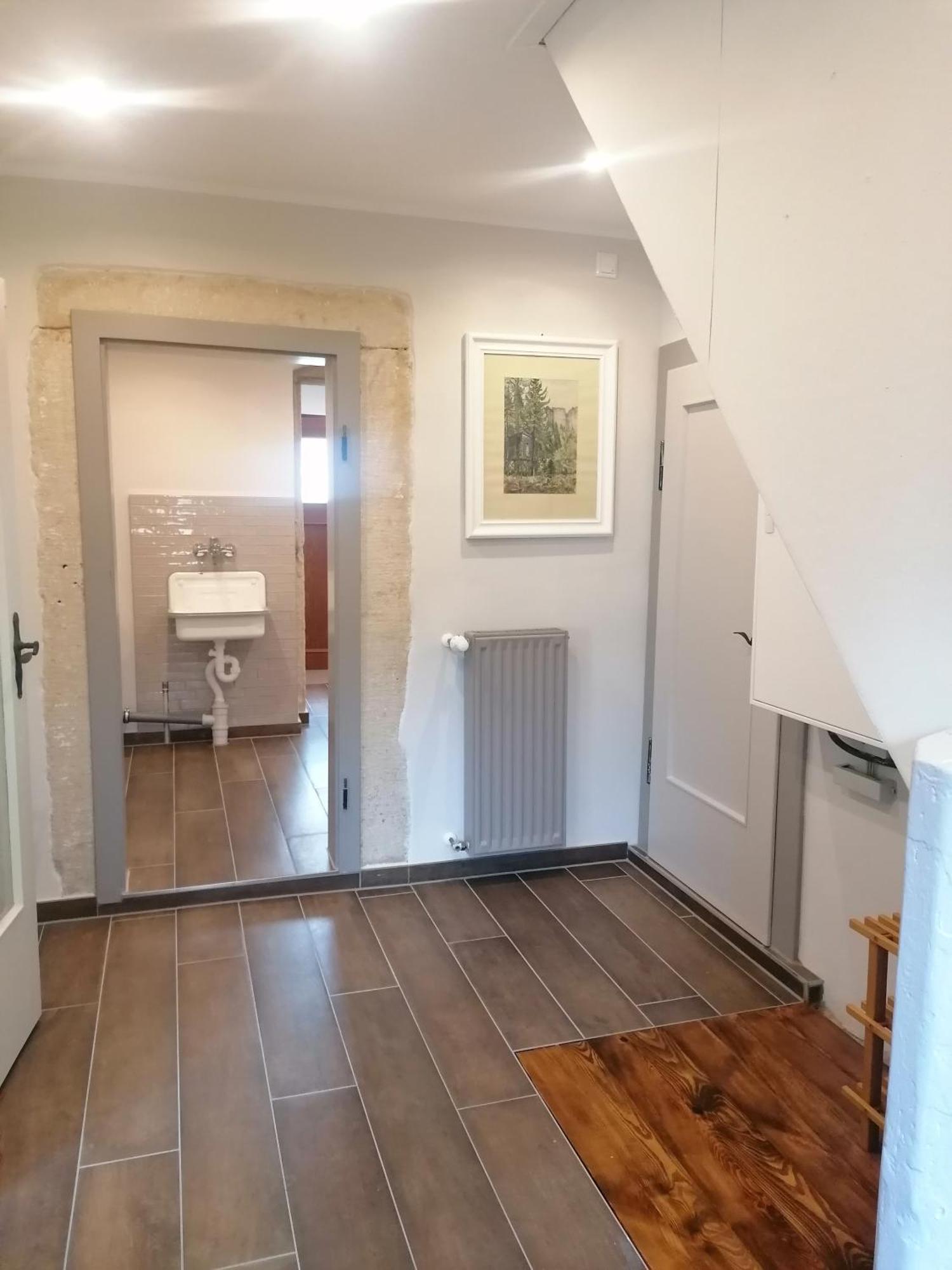 Apartment Haus Sandstein Glueck Biedermann